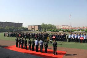 清徐县政法干警军事训练活动在我校举行